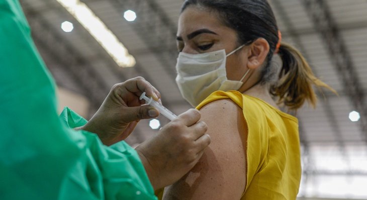 Saúde amplia vacinação contra a Covid-19 para profissionais do ensino médio em Palmas