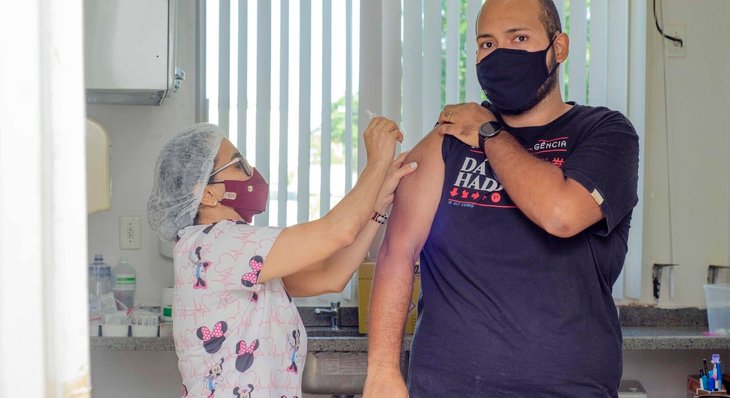 Palmas amplia vacinação contra Covid-19 para todos os profissionais de ensino