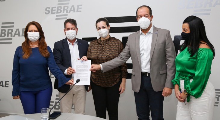 Prefeitura e Sebrae firmam parceria para implantação do programa ‘Cidade Empreendedora’