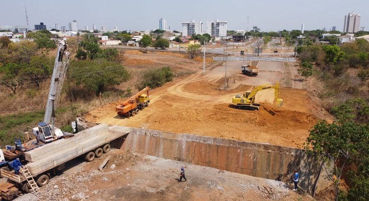 Desmontagem de ponte sobre córrego Sussuapara segue para etapa final