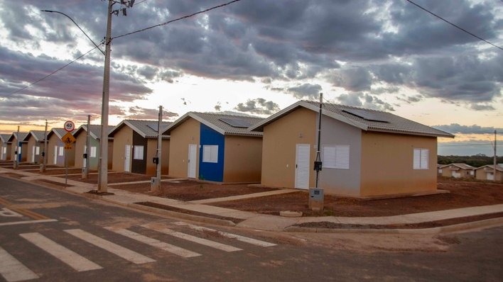 Prefeitura divulga lista das 500 famílias aptas para receberem as casas do Jardim Vitória II