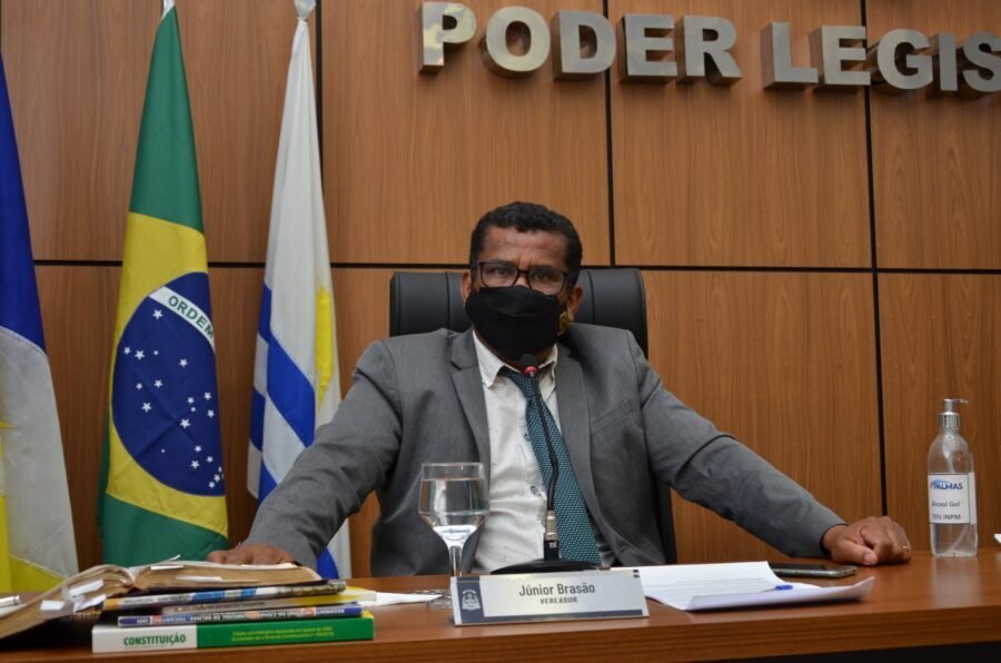 Vereador Brasão requer ampliação de Contêineres de Lixo, nos bairros Flamboyant e Jardim Vitória I