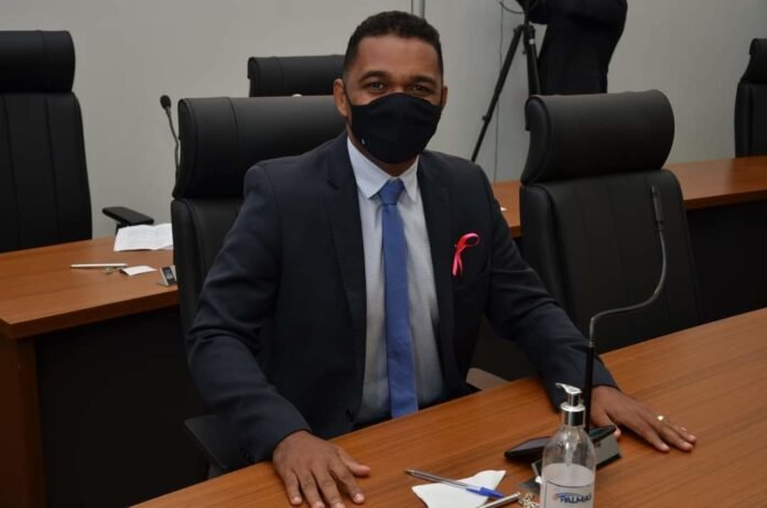 Através de requerimento o Vereador Waldson da AGESP solicitou da Infraestrutura, o cronograma das obras de drenagem e asfalto dos setores   Morada do Sol, Morada do Sol II, III e Santa Fé II.