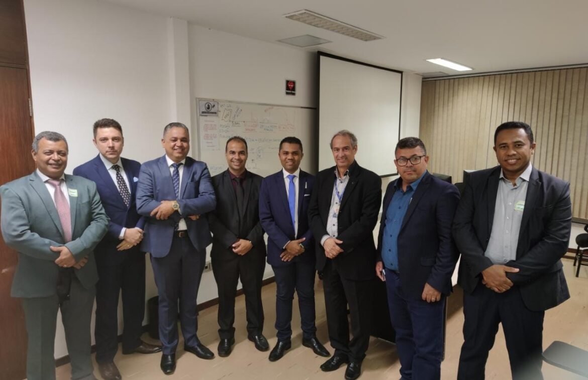 No Senado, vereador Folha participa de oficina para revisão dos marcos jurídicos de Palmas