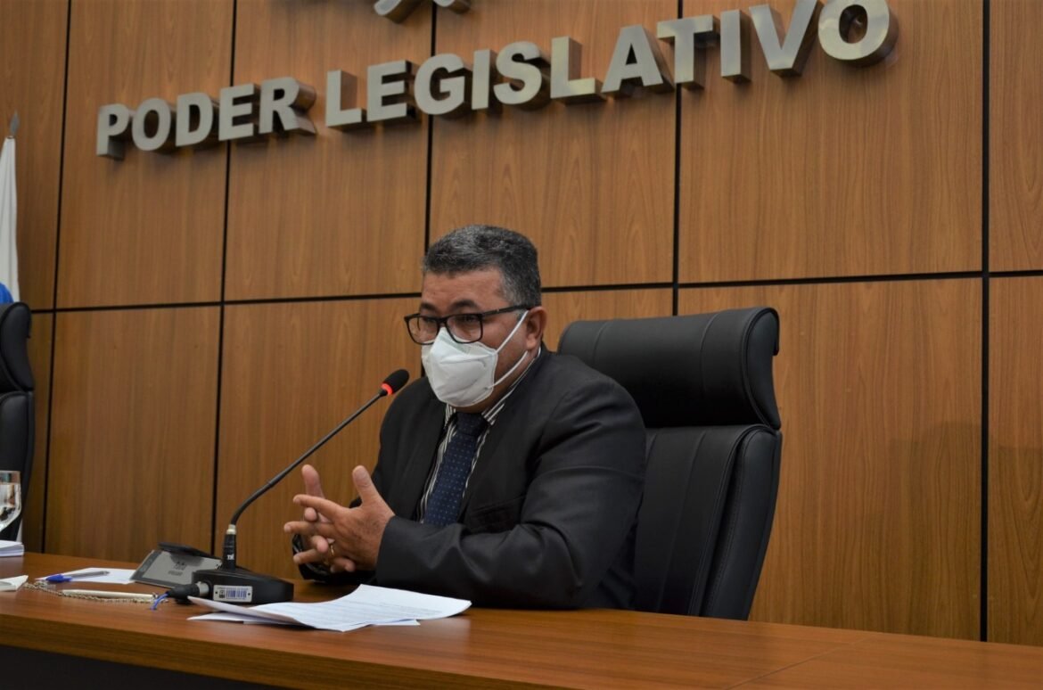 Presidida pelo vereador Folha, CCJR aprova projeto de lei que cria o Fundo do Trabalho de Palmas