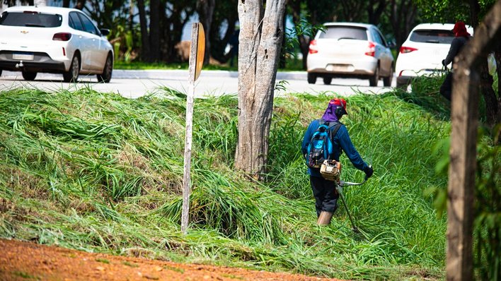Infraestrutura segue com manutenção e reparos em todas as regiões da Capital