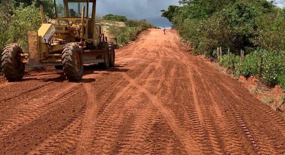 Obras De Patrolamento E Encascalhamento Para A Zona Rural São Requeridas Pelo Vereador Marilon Barbosa
