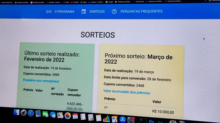 Nota Palmense Premiada: contemplada comemora prêmio de R$ 10 mil