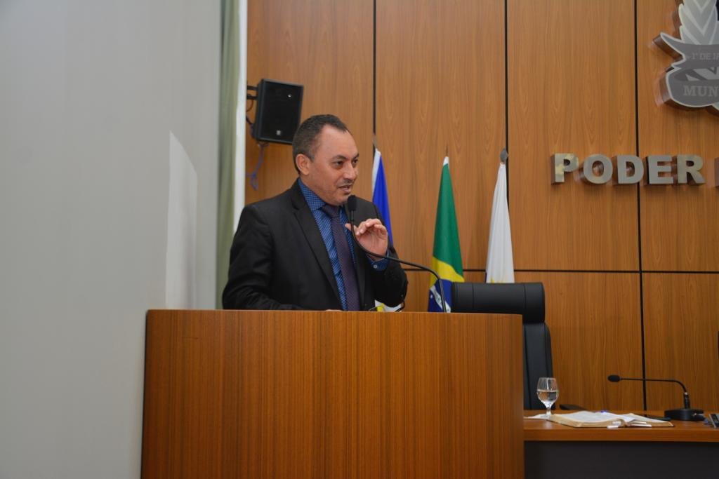 Visando economia na iluminação pública com lâmpadas em led Marilon Barbosa aprova requerimentos na Câmara  Assessoria de comunicação do vereador Marilon barbosa, 9 de março de 2022