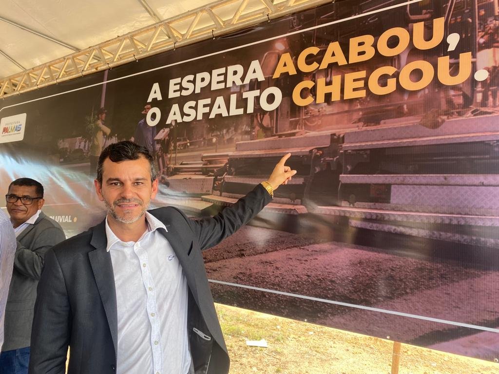 Prefeitura atende requerimentos de Mauro Lacerda e realiza assinatura da Ordem de Serviço da pavimentação asfáltica nos setores Morada do Sol, Morada do Sol I e Morada do Sol III