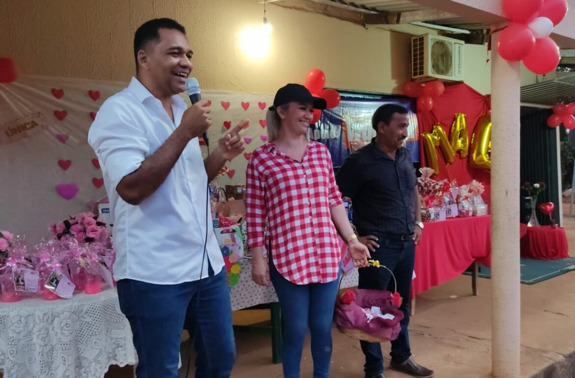 Waldson da AGESP participa de evento do dia das mães, dos setores vista Alegre e Belo Horizonte, em Palmas