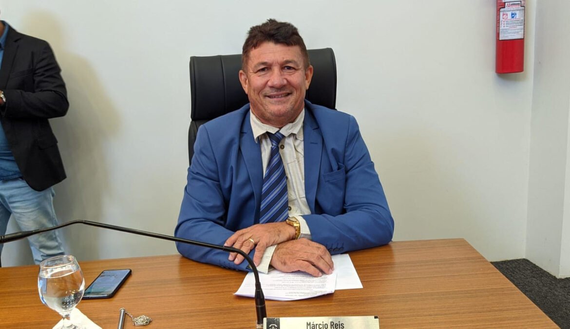 “Proporcionará melhorias na segurança e conforto a nossa população”, diz vereador Márcio Reis após solicitar ao Poder Executivo serviços de tapa-buracos em toda as vias que dão acesso aos condomínios Polinésia e Caribe, na região Norte de Palmas