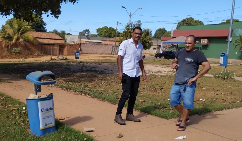 Vereador Waldson da Agesp solicita limpeza de praça, implantação de academia ao ar livre e playground no setor Santa Fé, na região sul de palmas