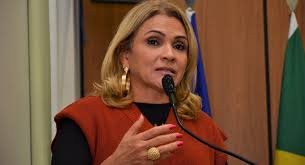 Laudecy Coimbra solicita implantação da sinalização de trânsito para quadra 1105 sul