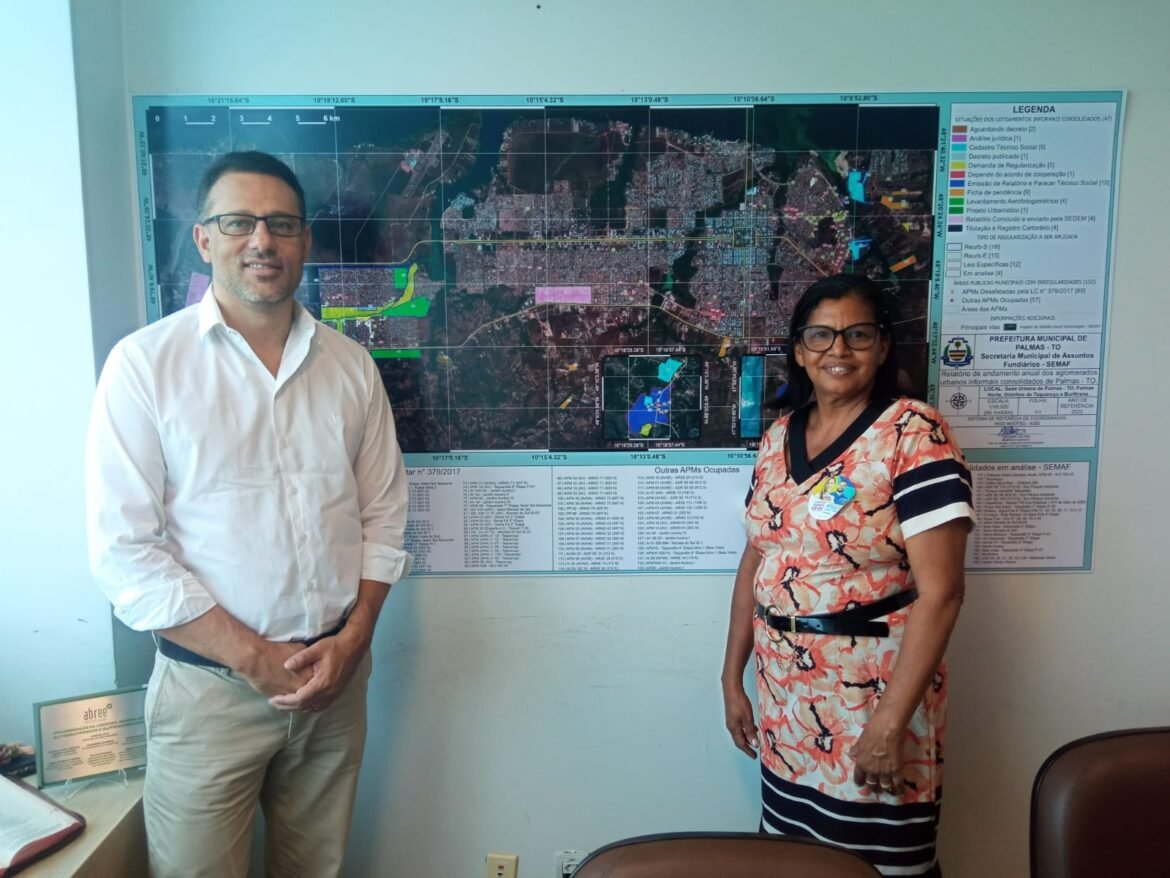 Vereadora Conceição se reúne com secretário para discutir regularização fundiária do setor Universitário