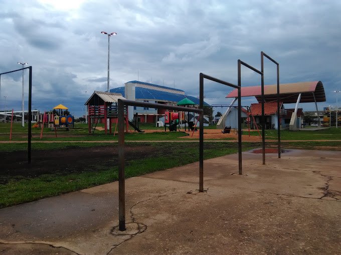 Vereador Folha solicita revitalização da praça do Ginásio Ayrton Senna, em Taquaralto