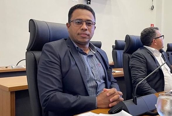 Vereador Daniel Nascimento reforça importância de discutir sobre a Lei de Diretrizes Orçamentárias de 2023 durante audiência na Câmara de Palmas