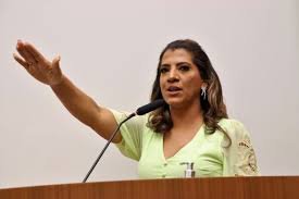 Vereadora Elaine Rocha participa da sessão solene de abertura da Campanha da Fraternidade 2023