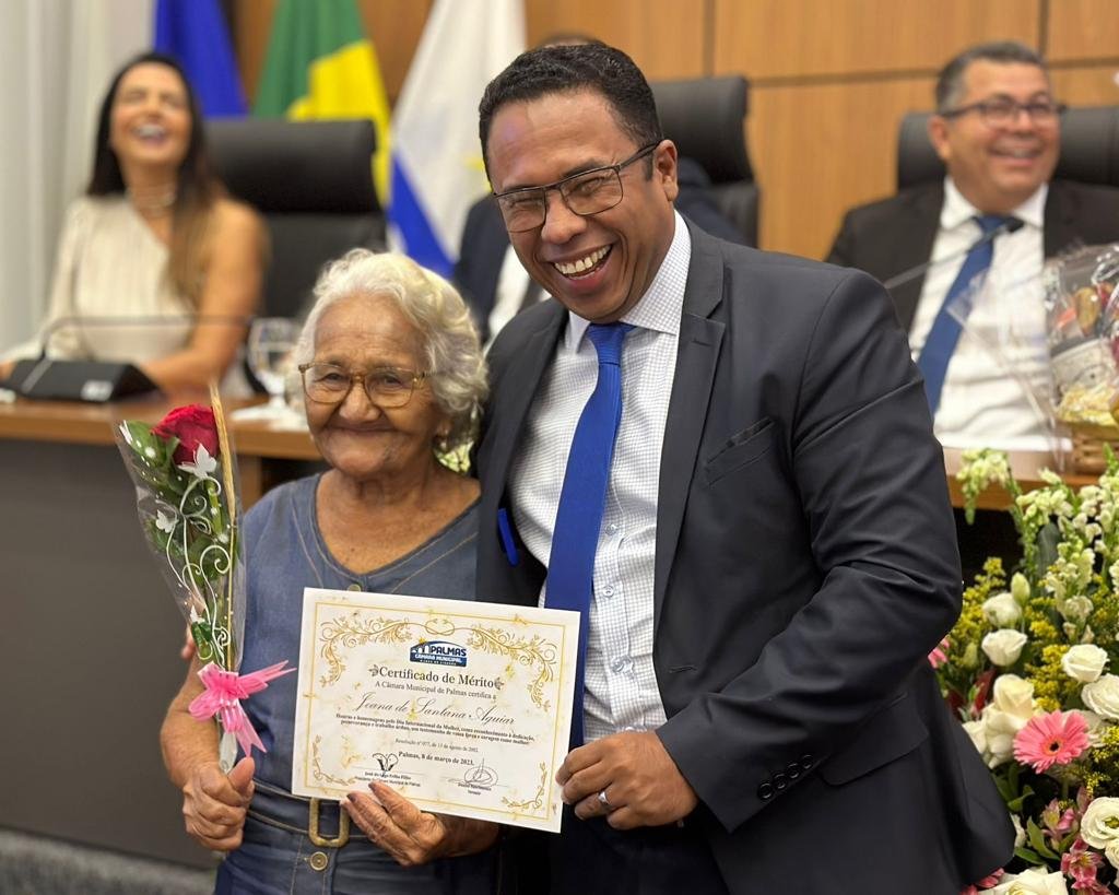 Em Sessão Solene, matriarca e pioneira de Palmas, Joana de Santana Aguiar é homenageada pelo vereador Daniel Nascimento