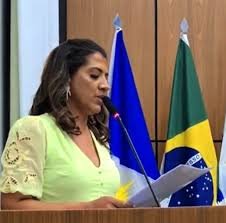 Vereadora Elaine Rocha parabeniza jovens advogados em sessão solene