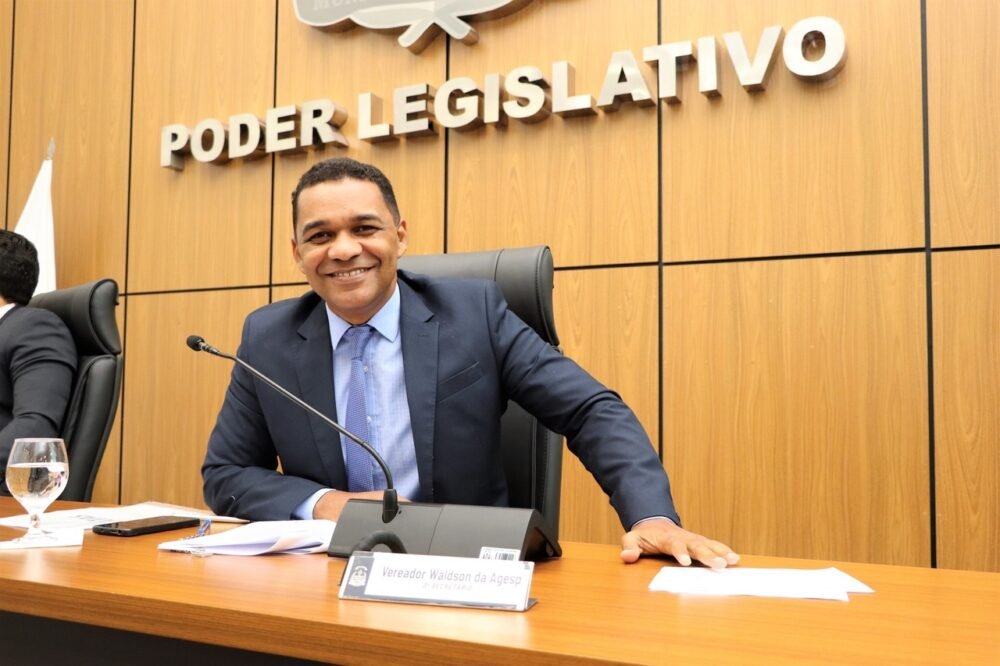 Vereador Waldson da Agesp solicita serviços de roçagem e tapa-buracos no setor Bertaville, em Palmas