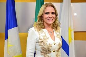 Vereadora Laudecy Coimbra renova compromisso com empresários da Praia dos Buritis