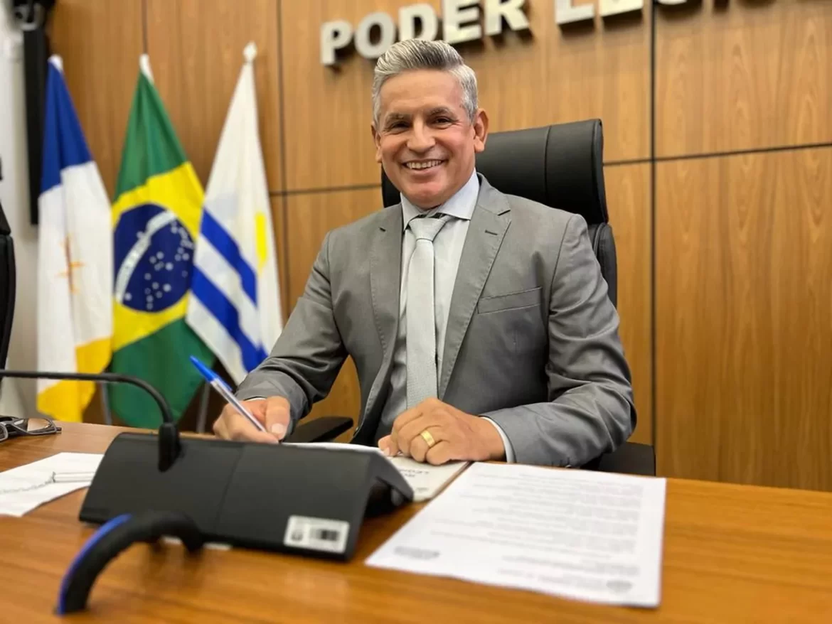 Reviravolta na Câmara de Palmas: Mauro Mota é empossado, abre mão da vaga, e Benna Maia assume cadeira de Márcio Reis nesta quarta (14)