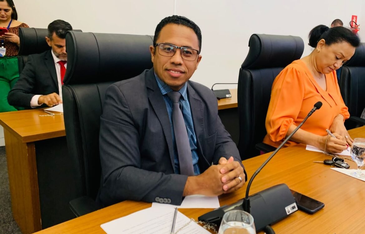 Vereador Daniel Nascimento solicita estudo de viabilidade para implantação de mão única na NS A frente ao Pronto Socorro do HGP