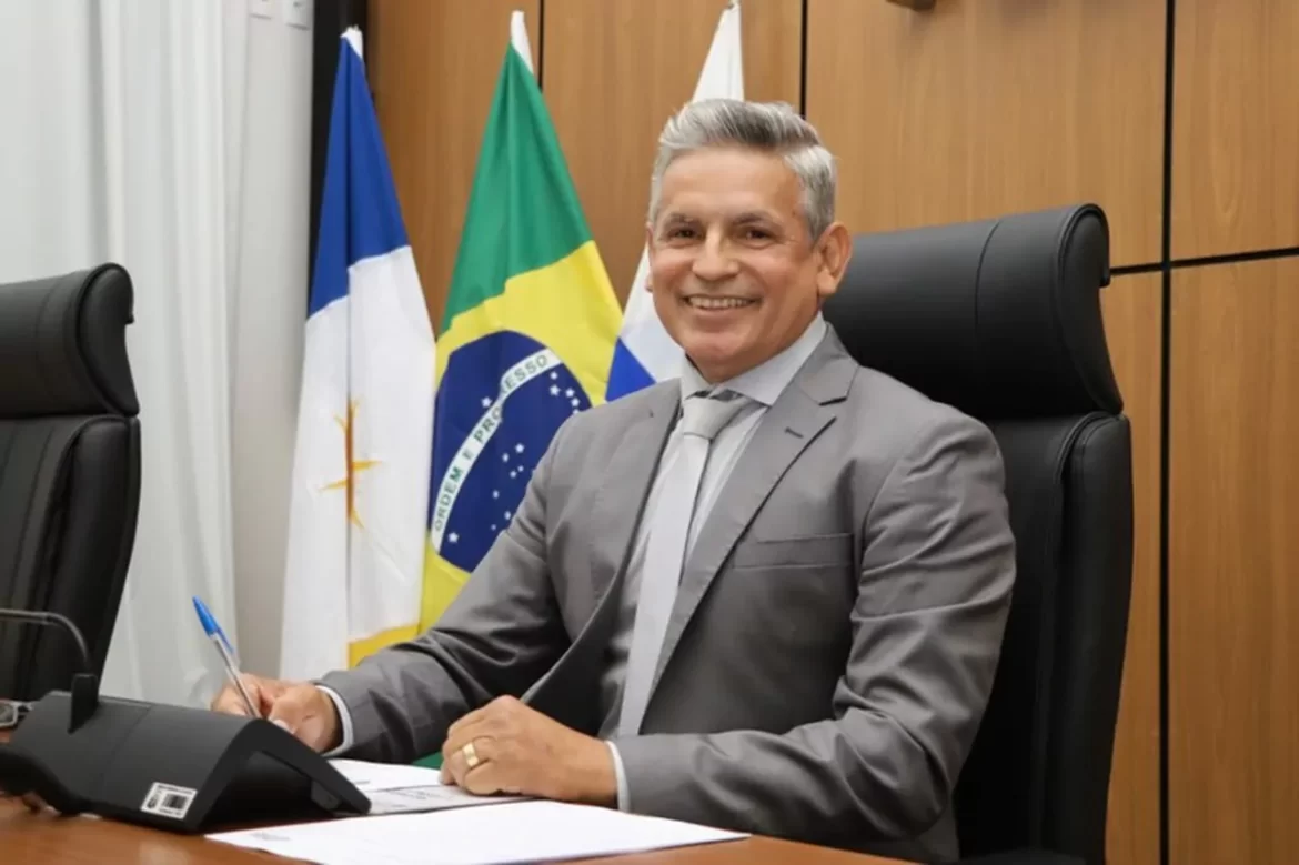 Vereador Benna Maia solicita construção de rampa de acesso para embarcações nas praias de Palmas