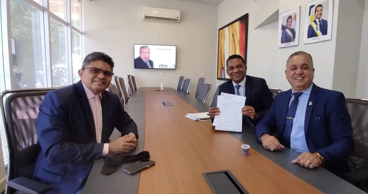 Vereador Waldson da Agesp apresenta PL que concede ‘Título de Cidadão Palmense’ ao Dr. Nésio Fernandes de Medeiros Junior