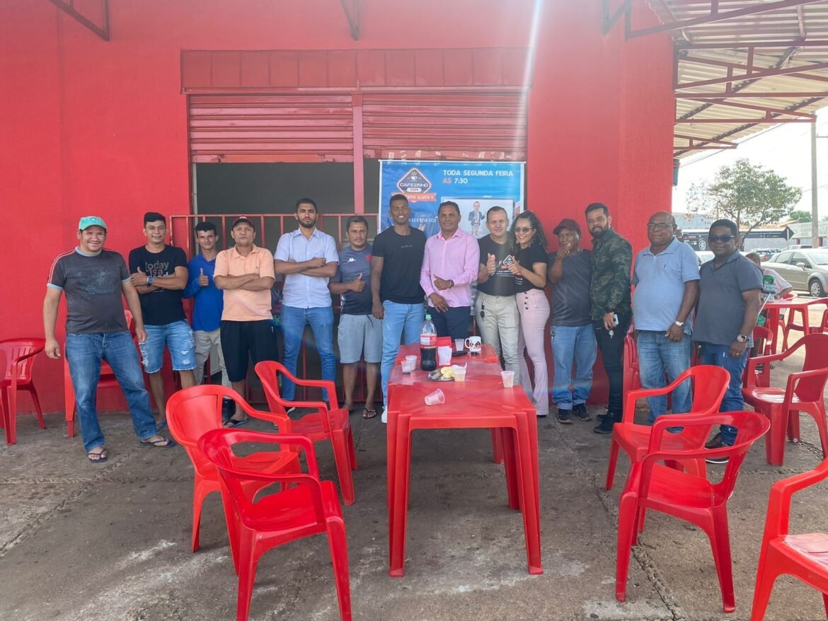 Vereador Josmundo compartilha sua jornada política e projetos para Palmas no “Cafezinho com Roberto Alves”