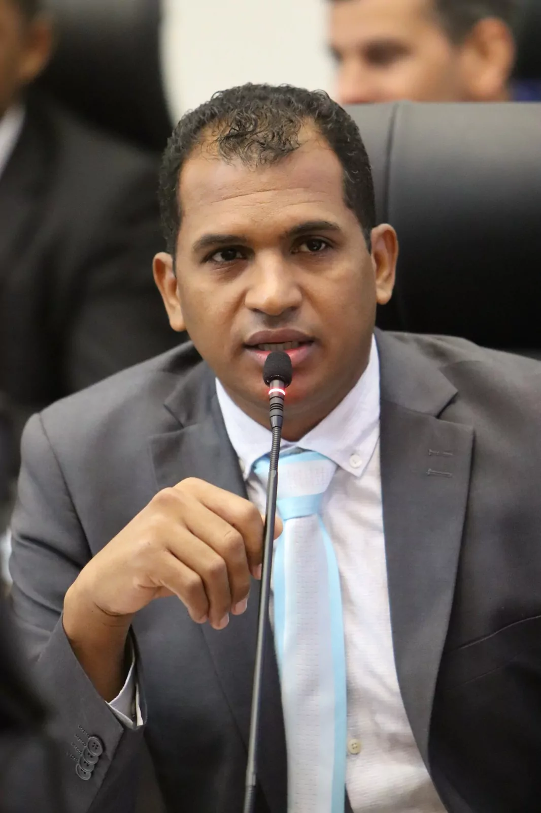 Vereador Nego solicita roçagem e revitalização na praia do setor Bertaville, em Palmas