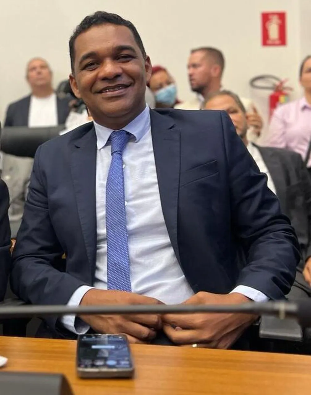 Melhorias para a população: Vereador Waldson da Agesp solicita a manutenção da iluminação pública nos setores Jardim Laila e União Sul, em Palmas