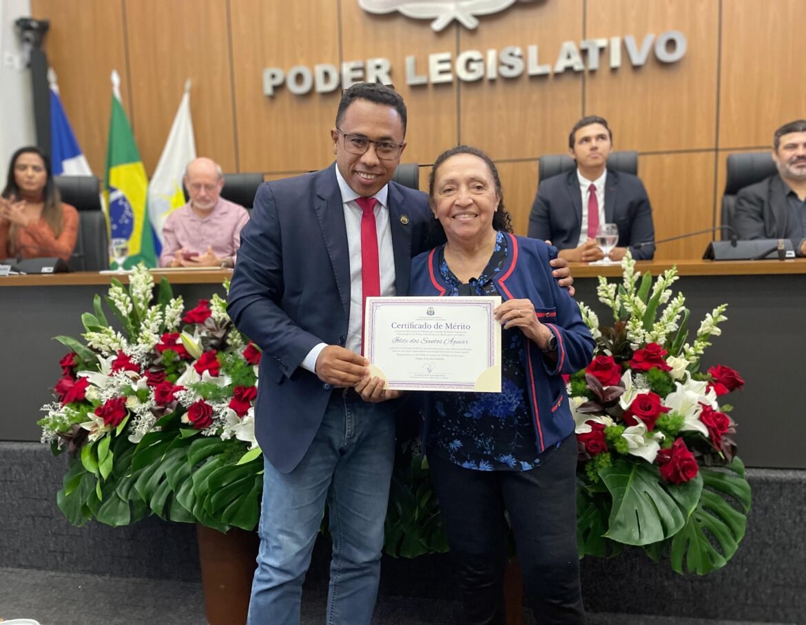 *Vereador Daniel Nascimento Participa de Sessão Solene em Homenagem aos Poetas e Escritores de Palmas*