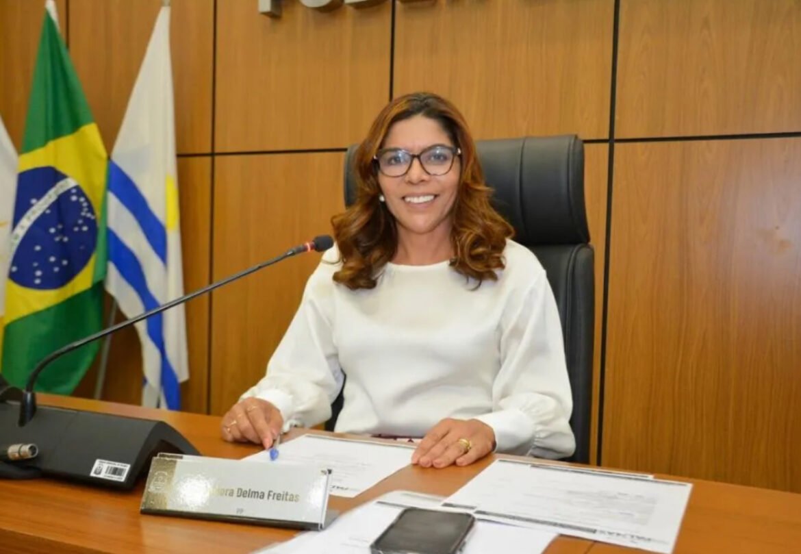 Vereadora Delma Freitas solicita revitalização da sinalização no entorno da USF Morada do Sol