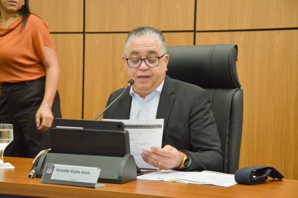 Vereador Eudes Assis apresenta voto de pesar pela morte de Eulinda Brito e destaca legado de solidariedade e atuação social em Palmas
