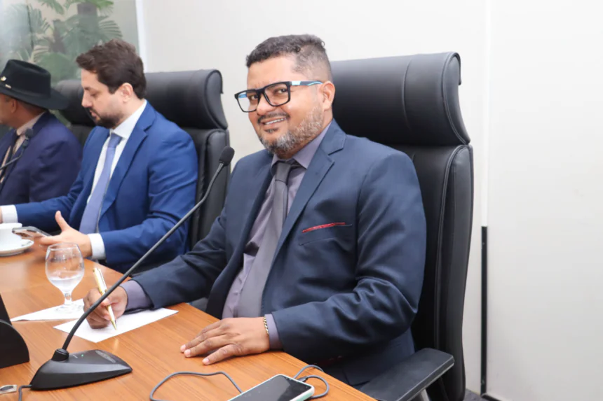 Parlamentar Do projeto que virou lei às ações em segurança e infraestrutura; confira o balanço do primeiro semestre do vereador Balaio em Palmas