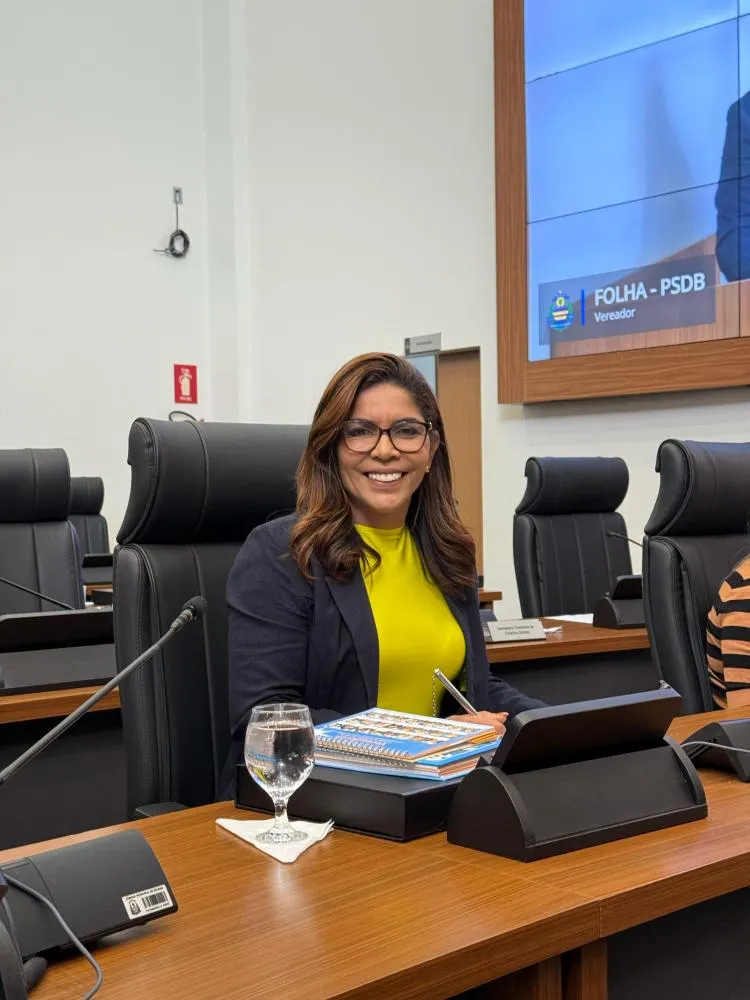 Vereadora Delma Freitas solicita revitalização da sinalização de trânsito na Avenida NS-05, em Palmas